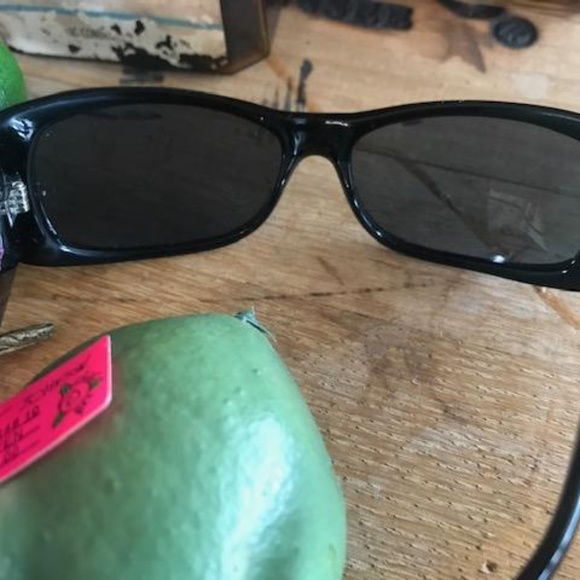BETSEY JOHNSON Raven Rhinestone UV Sunglasses 23 main image 6